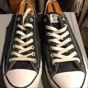 CONVERSE ALL BLACK WITH WHITE STRIPE SIZE 12 NEW